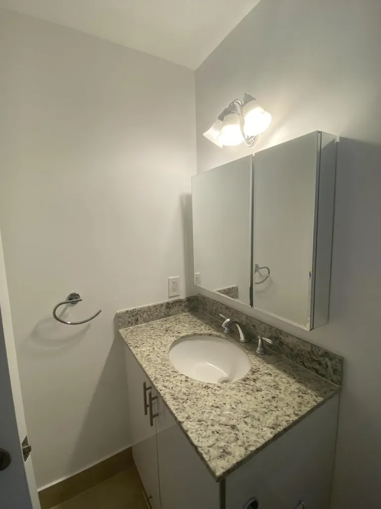560-570 NE 19th Avenue Deerfield Beach FL 33441