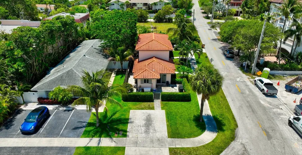 560-570 NE 19th Avenue Deerfield Beach FL 33441