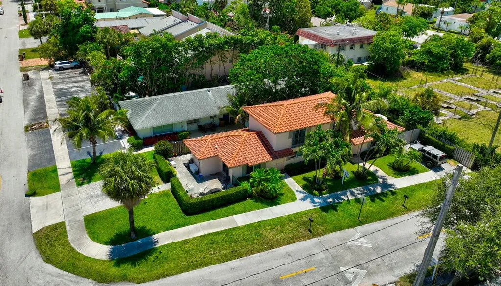 560-570 NE 19th Avenue Deerfield Beach FL 33441