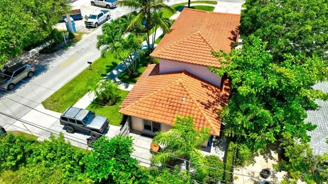 560-570 NE 19th Avenue Deerfield Beach FL 33441