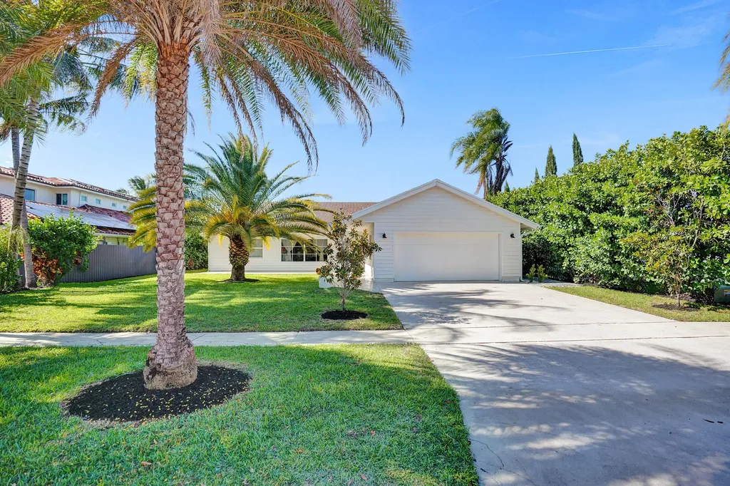 271 Oregon Lane Boca Raton FL 33487