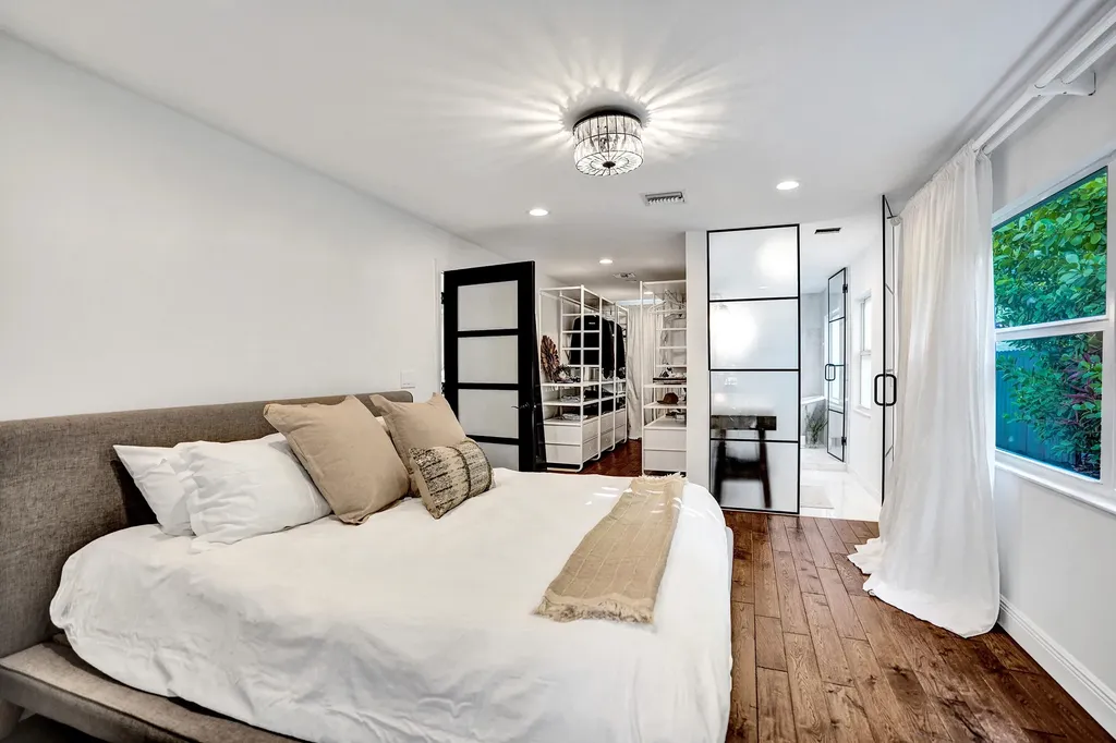 271 Oregon Lane Boca Raton FL 33487