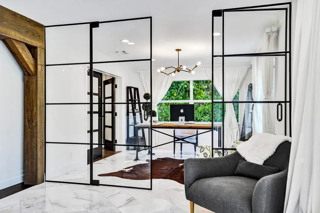 271 Oregon Lane Boca Raton FL 33487