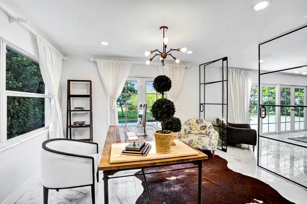271 Oregon Lane Boca Raton FL 33487
