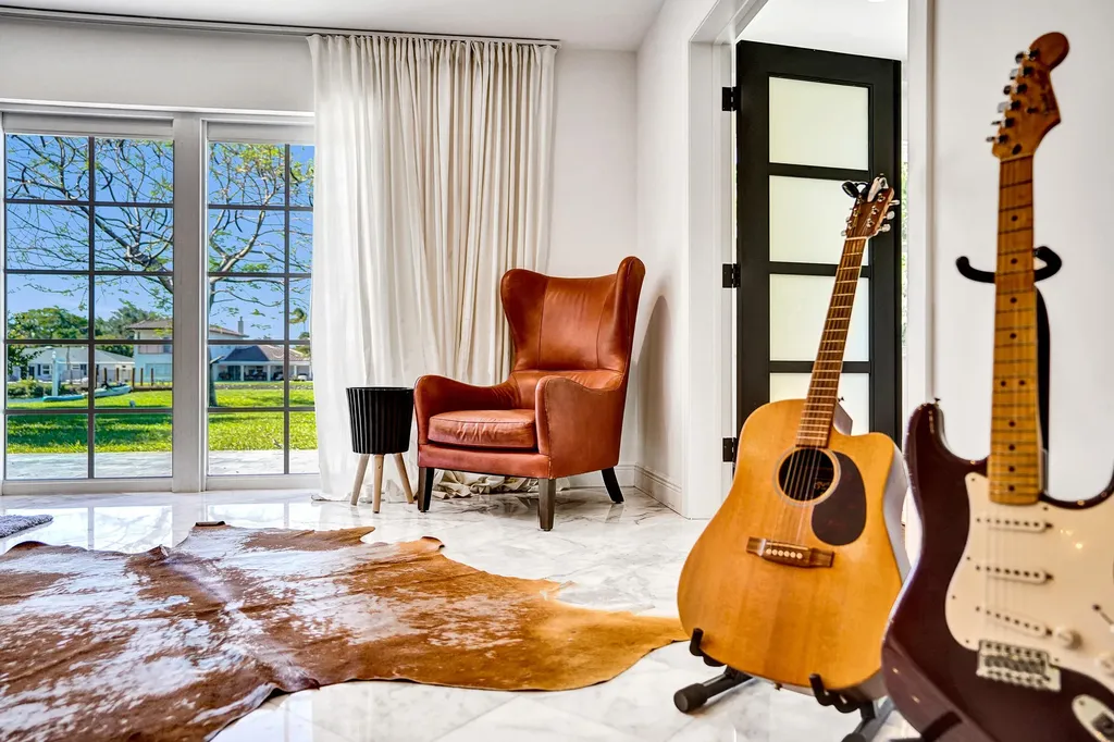 271 Oregon Lane Boca Raton FL 33487