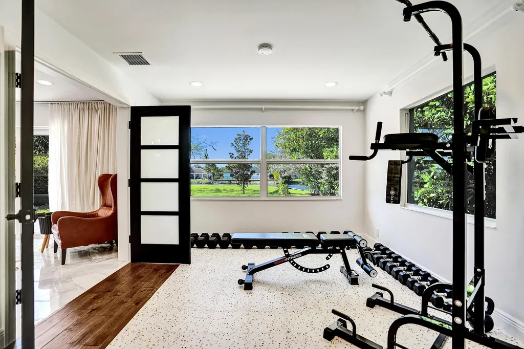 271 Oregon Lane Boca Raton FL 33487