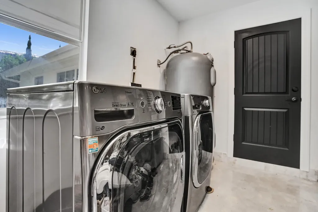 271 Oregon Lane Boca Raton FL 33487