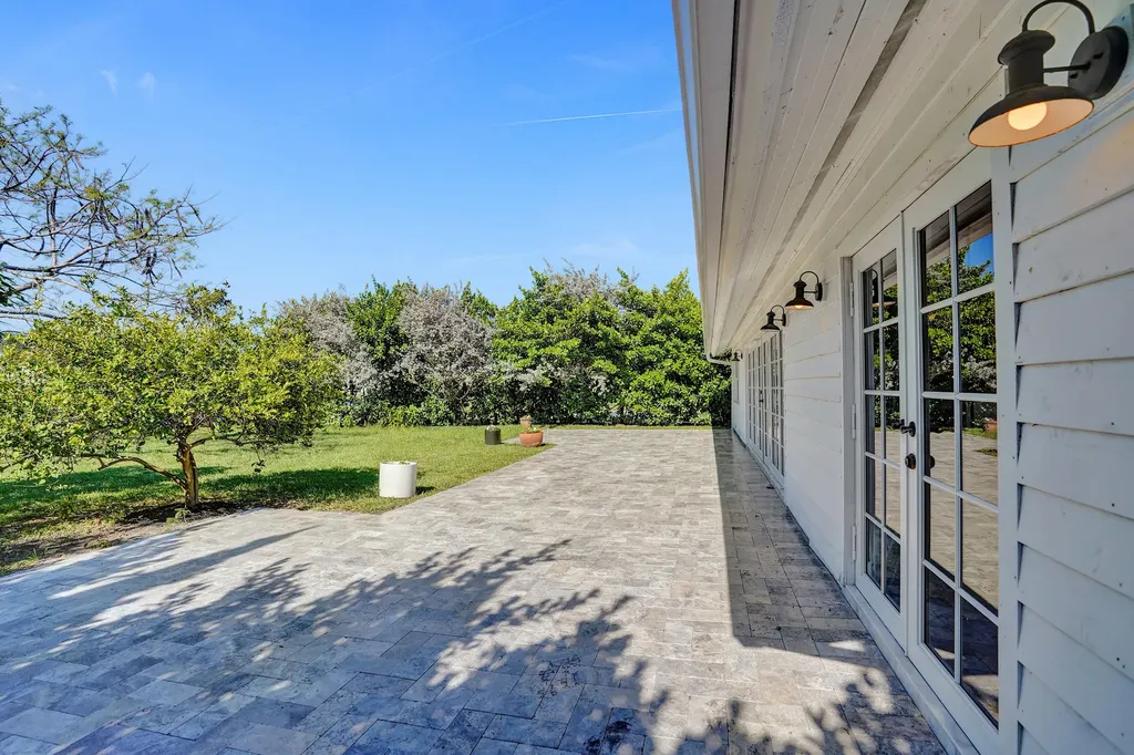 271 Oregon Lane Boca Raton FL 33487