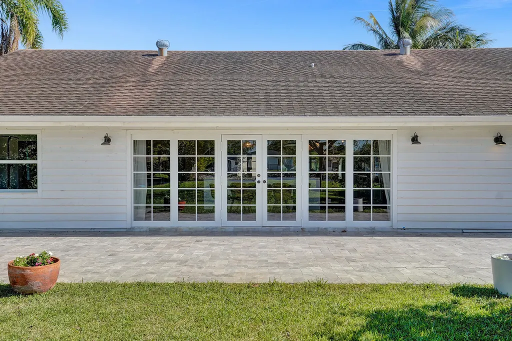 271 Oregon Lane Boca Raton FL 33487