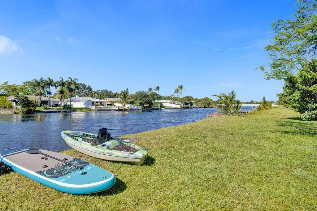 271 Oregon Lane Boca Raton FL 33487