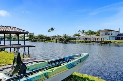271 Oregon Lane Boca Raton FL 33487