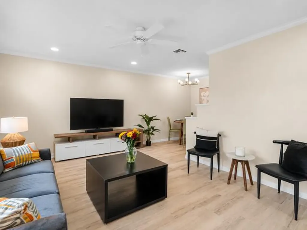 1539-1541 NE 15th Avenue Fort Lauderdale FL 33304
