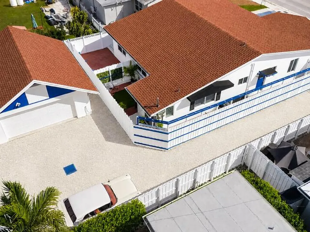 1539-1541 NE 15th Avenue Fort Lauderdale FL 33304