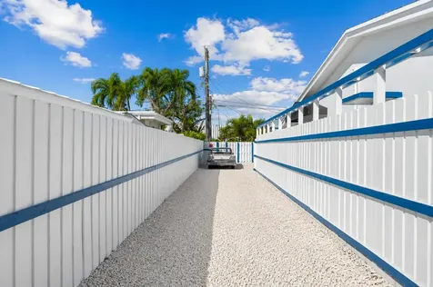 1539-1541 NE 15th Avenue Fort Lauderdale FL 33304