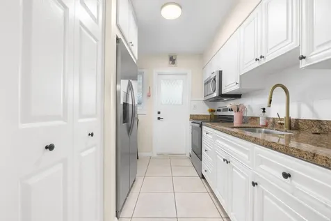 1539-1541 NE 15th Avenue Fort Lauderdale FL 33304