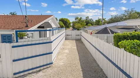 1539-1541 NE 15th Avenue Fort Lauderdale FL 33304