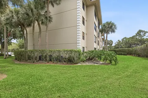 3515 Village Boulevard West Palm Beach FL 33409