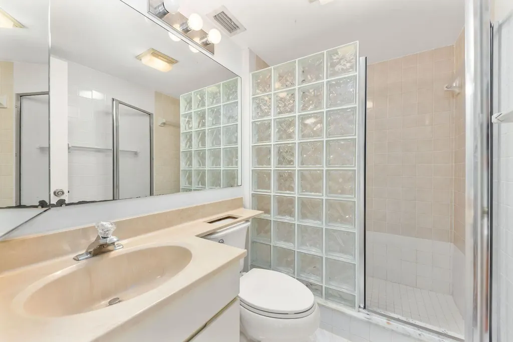 3648 Victoria Drive West Palm Beach FL 33406