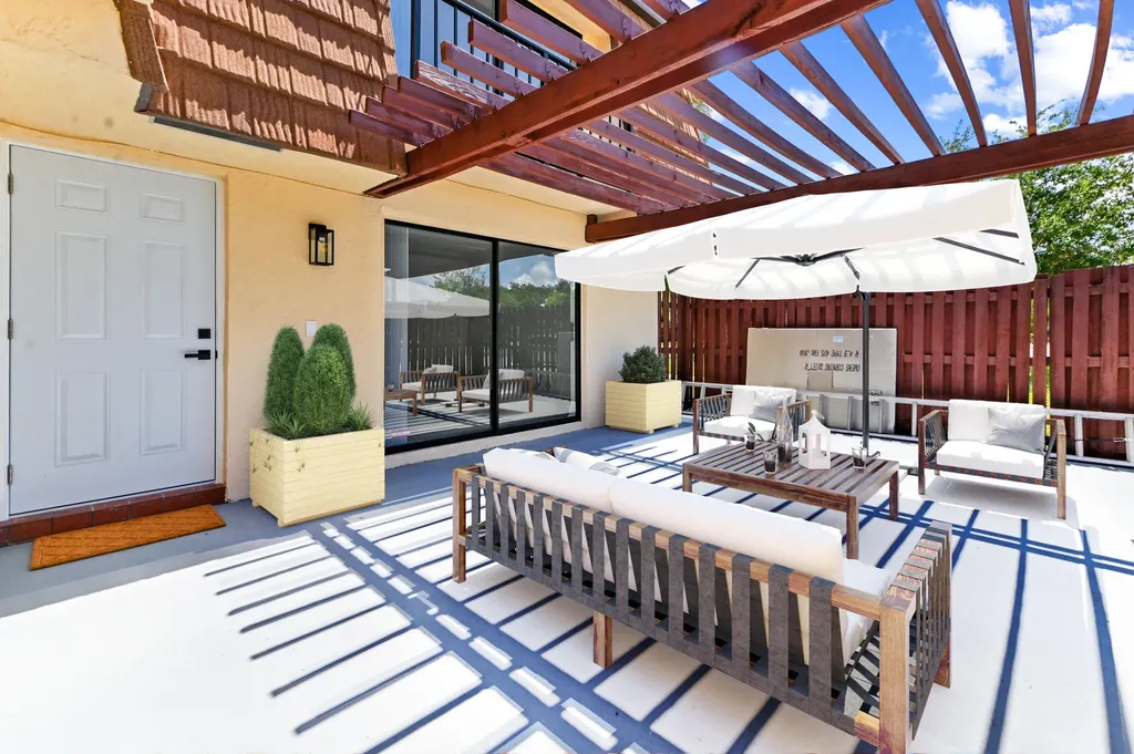 2645 Albatross Road N Delray Beach FL 33444