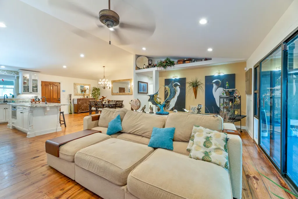 304 SW Indian Groves Drive Stuart FL 34994
