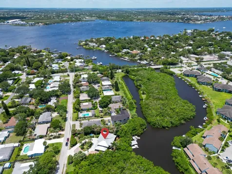 304 SW Indian Groves Drive Stuart FL 34994