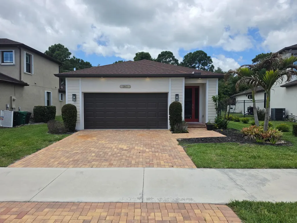 161 SE Via Visconti Port St Lucie FL 34952
