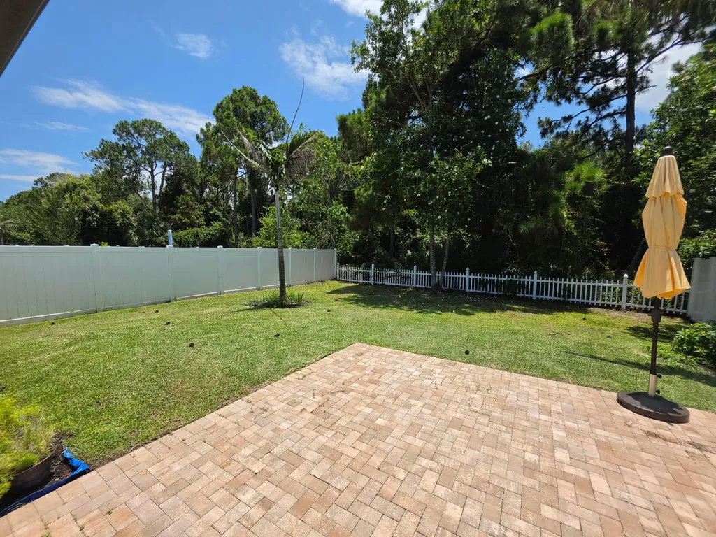 161 SE Via Visconti Port St Lucie FL 34952