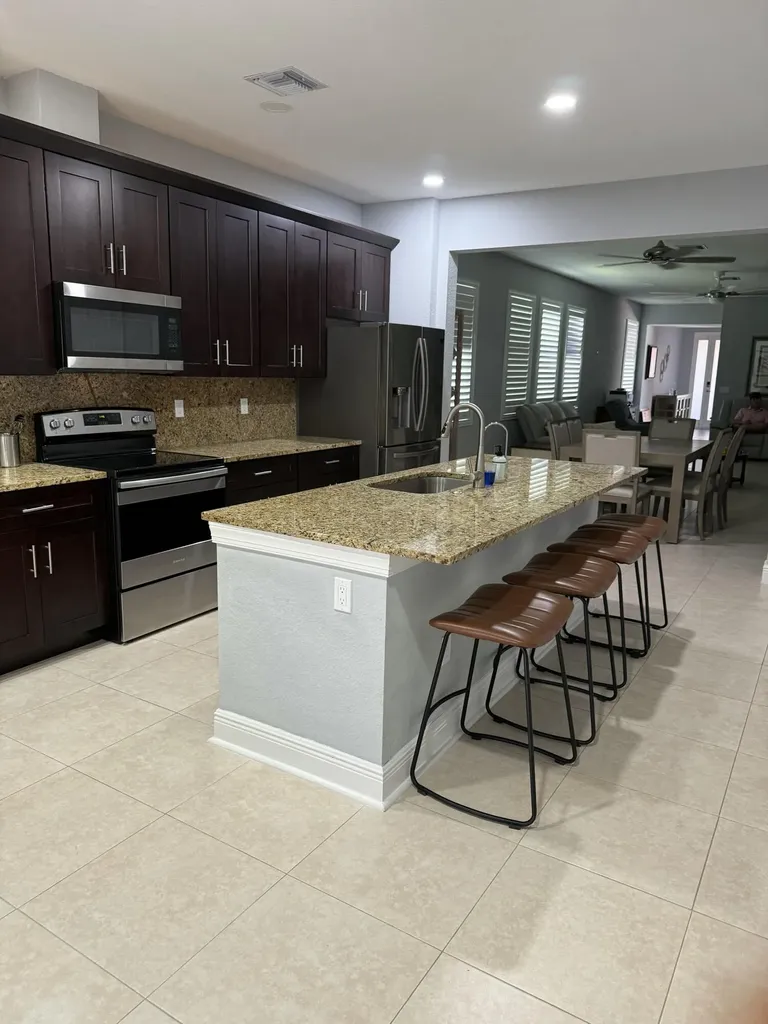 161 SE Via Visconti Port St Lucie FL 34952