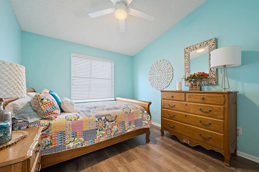 6667 Waverly Lane Lake Worth FL 33467