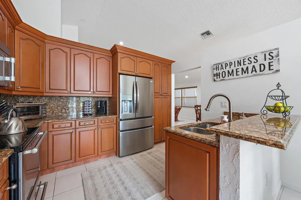 6667 Waverly Lane Lake Worth FL 33467