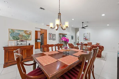 6667 Waverly Lane Lake Worth FL 33467
