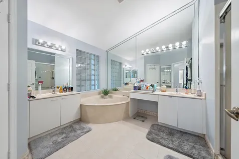 6667 Waverly Lane Lake Worth FL 33467