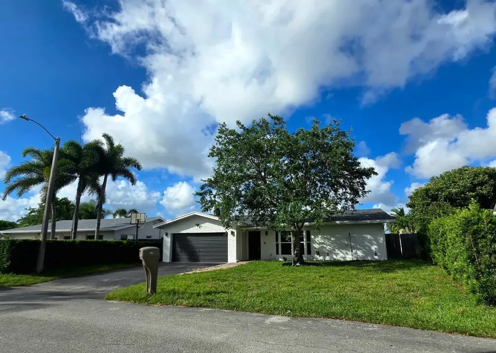 6340 NW 32nd Avenue Fort Lauderdale FL 33309