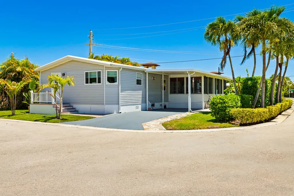 400 N Highway A1a Jupiter FL 33477
