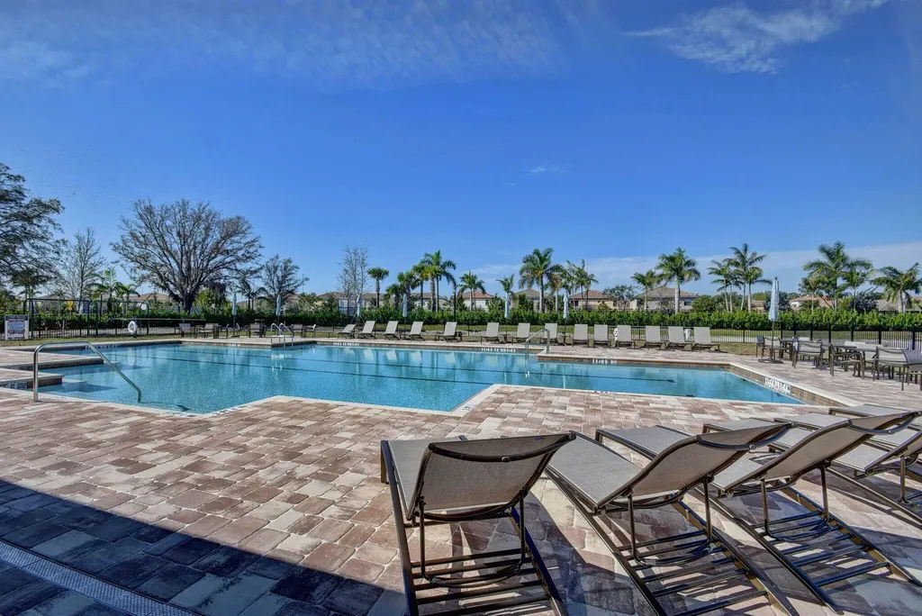 8433 Vaulting Drive Lake Worth FL 33467