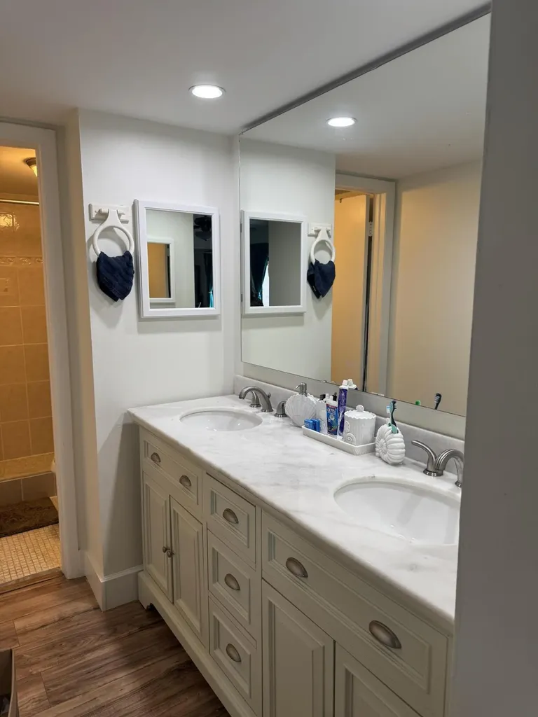 2124 White Pine Circle Greenacres FL 33415