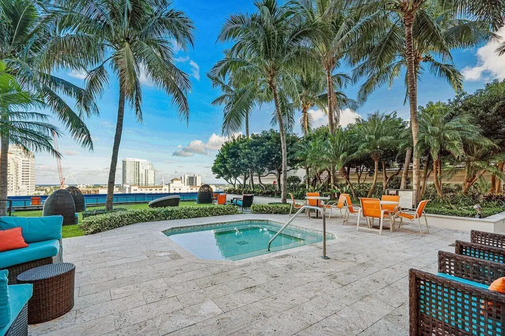 550 Okeechobee Boulevard West Palm Beach FL 33401