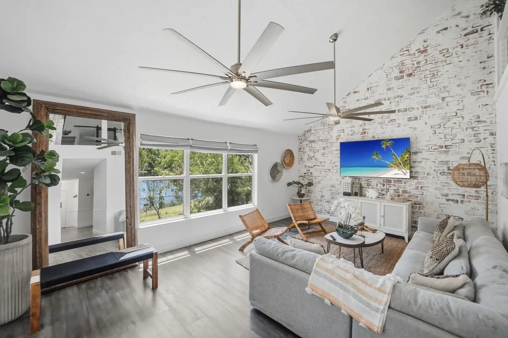 4700 Regina Drive Fort Pierce FL 34982