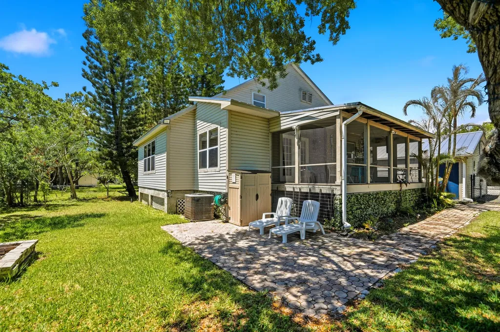 4700 Regina Drive Fort Pierce FL 34982