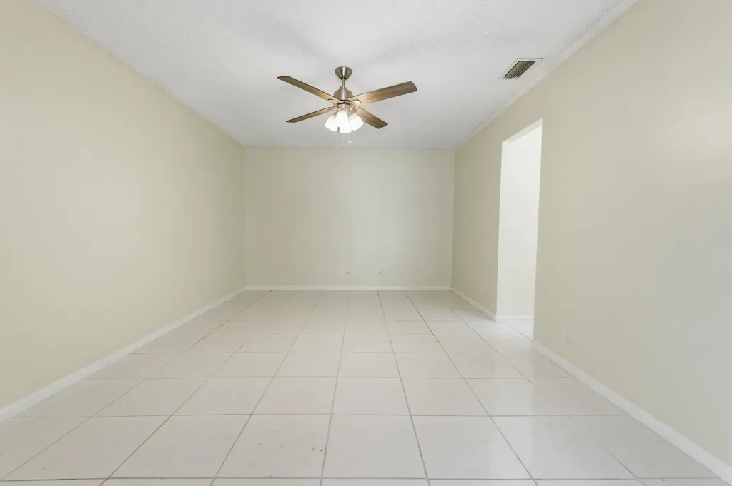 729 NW 29th Avenue Delray Beach FL 33445