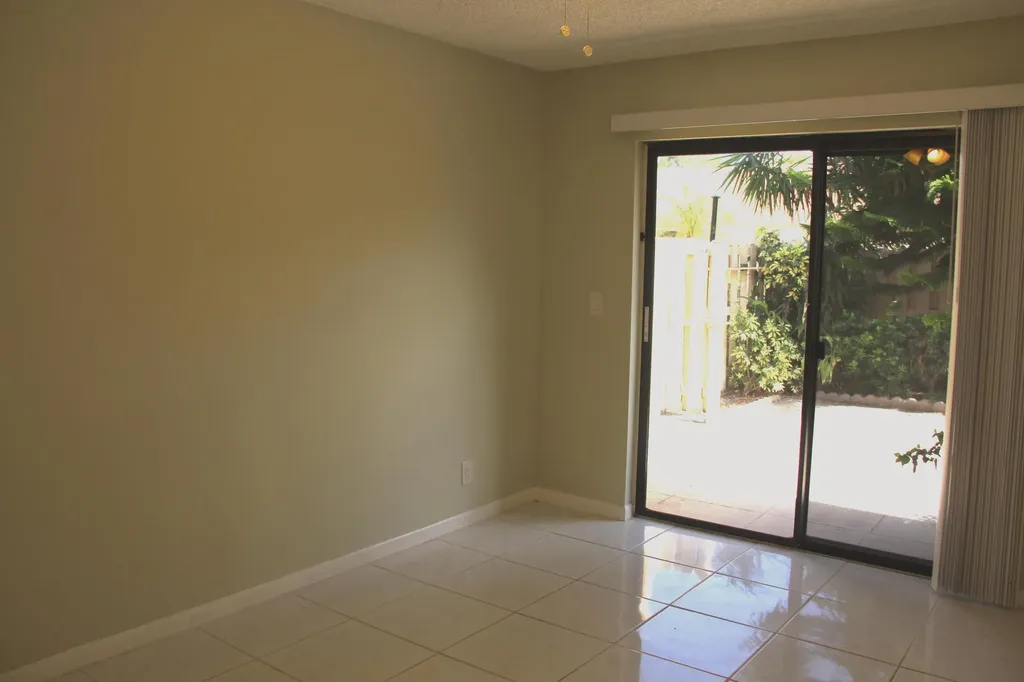729 NW 29th Avenue Delray Beach FL 33445