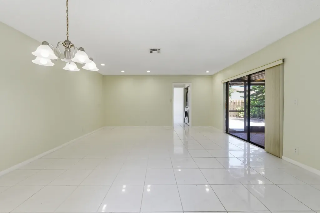 729 NW 29th Avenue Delray Beach FL 33445