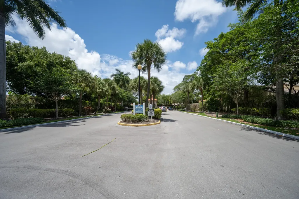 729 NW 29th Avenue Delray Beach FL 33445