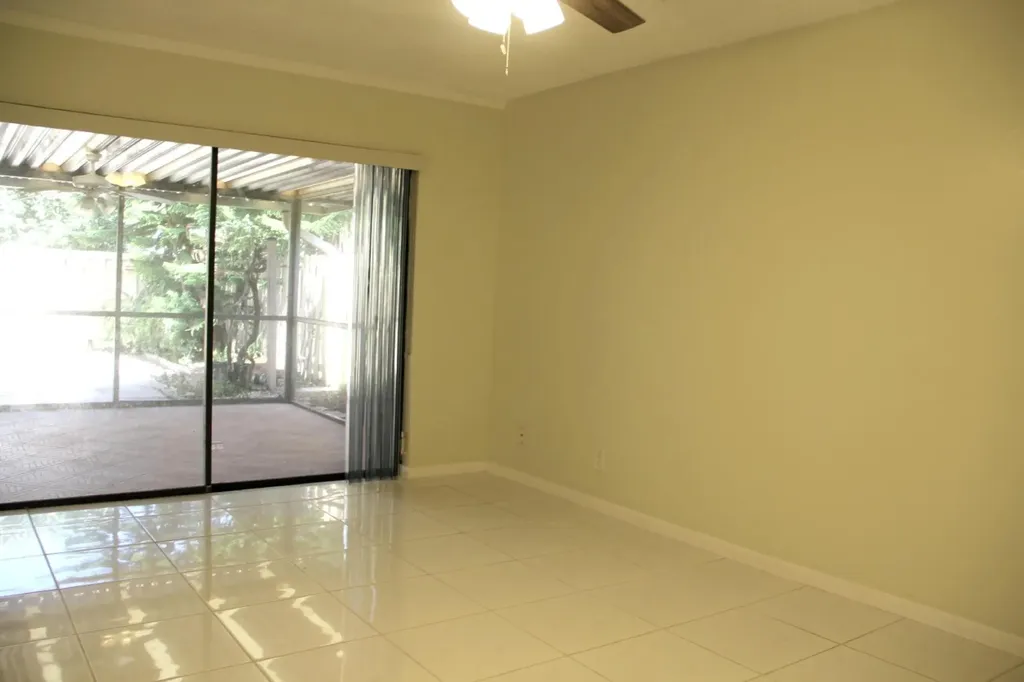 729 NW 29th Avenue Delray Beach FL 33445