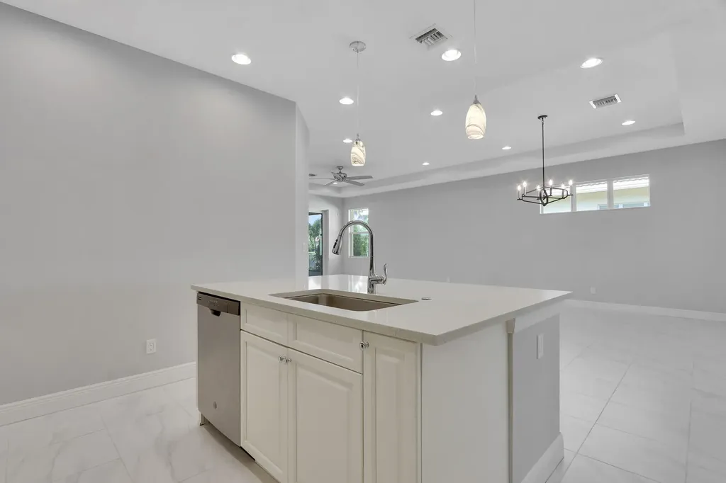 21026 SW Modena Way Port St Lucie FL 34986
