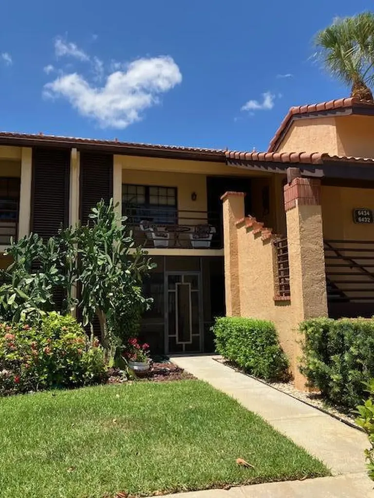 6434 Aspen Glen Circle Boynton Beach FL 33437