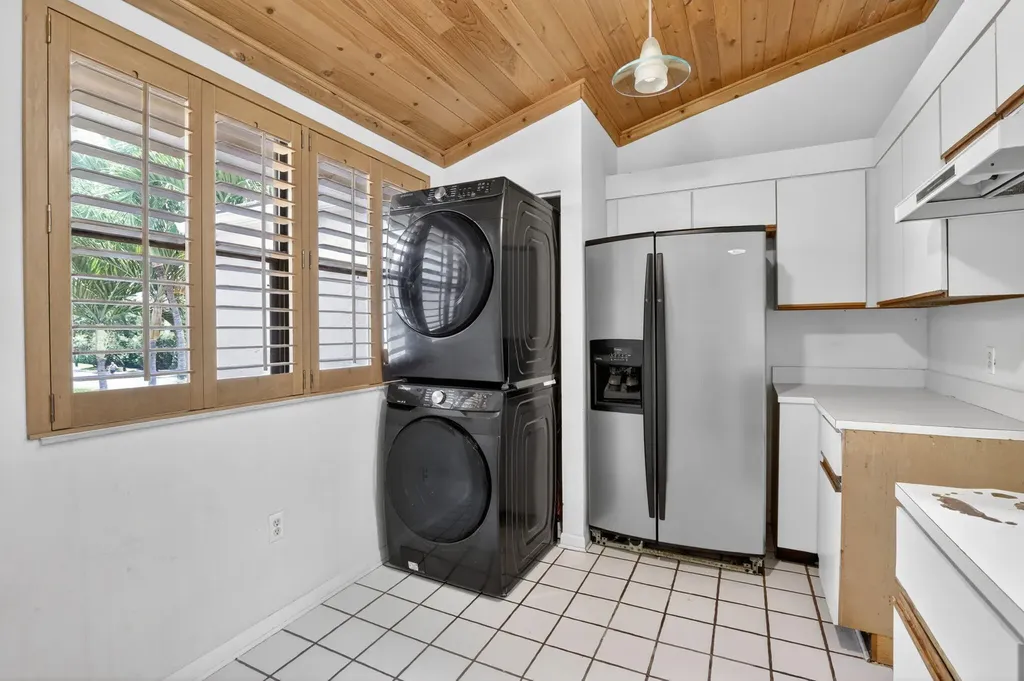 9883 NW 1st Court Plantation FL 33324