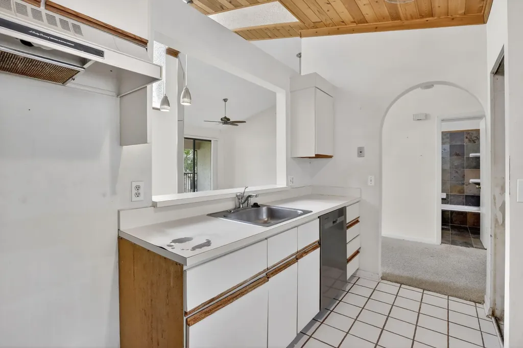9883 NW 1st Court Plantation FL 33324