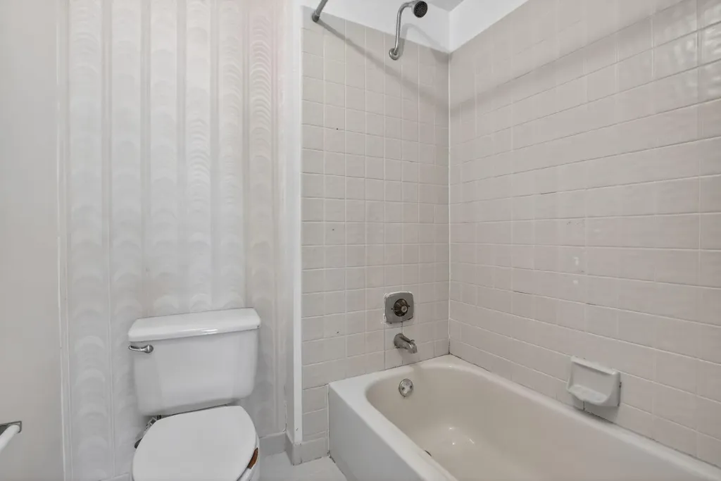 9883 NW 1st Court Plantation FL 33324