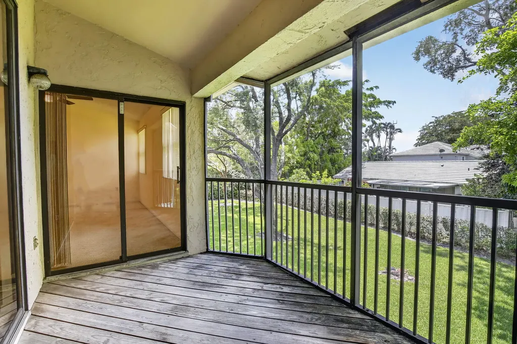 9883 NW 1st Court Plantation FL 33324
